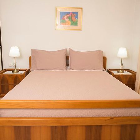 Maisonette With Garden In The Heart Of The Historical Kalamata Center 외부 사진