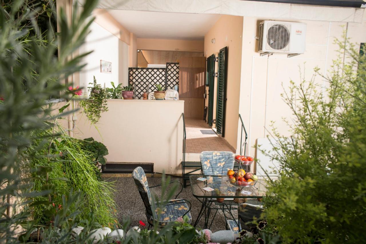 Maisonette With Garden In The Heart Of The Historical Kalamata Center 외부 사진